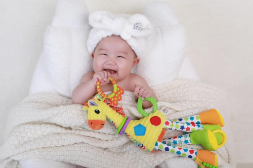 白沙八个月的宝宝能吃虾吗